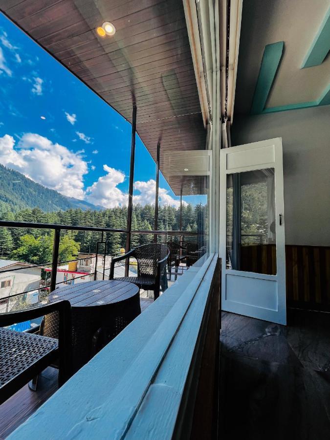 Apple Flower With Balcony And Mountain View Manāli Dış mekan fotoğraf